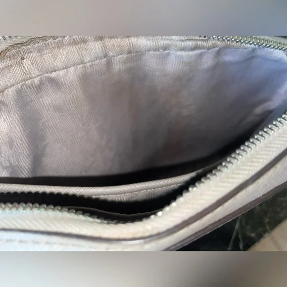 MICHAEL KORS Gray Crossbody Bag - Picture 7 of 10